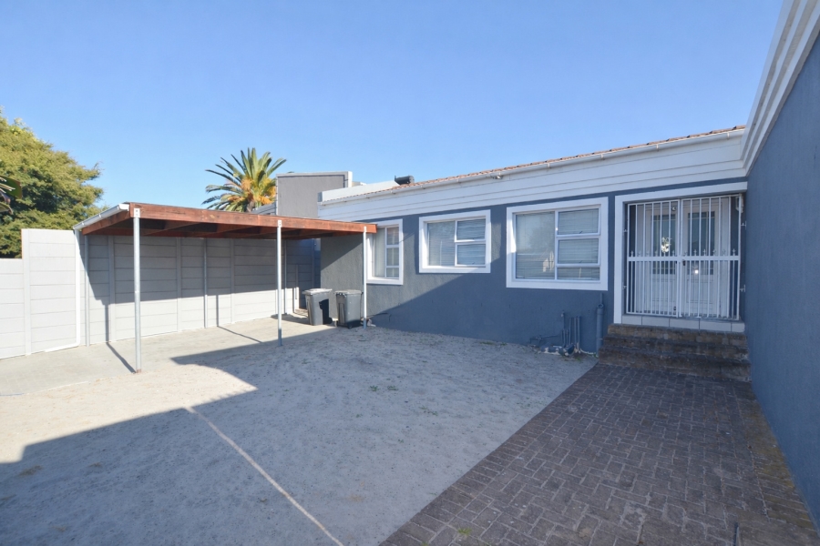 3 Bedroom Property for Sale in Parklands Western Cape